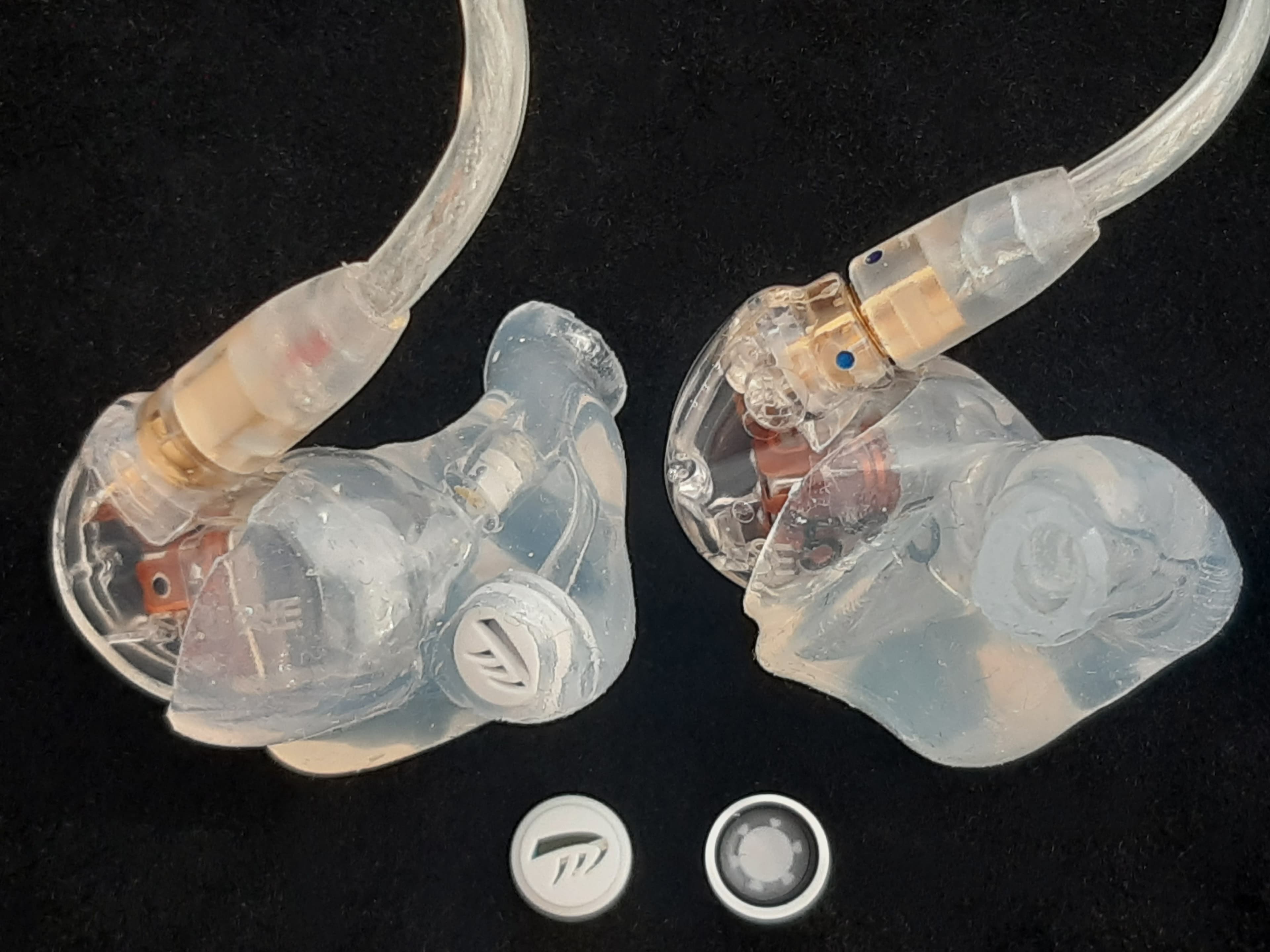 HYPƐAR™Sonic Superior PRO - Hypear custom-fit product, 3D-printed in Sweden with precision scanning technology for perfect fit and superior comfort